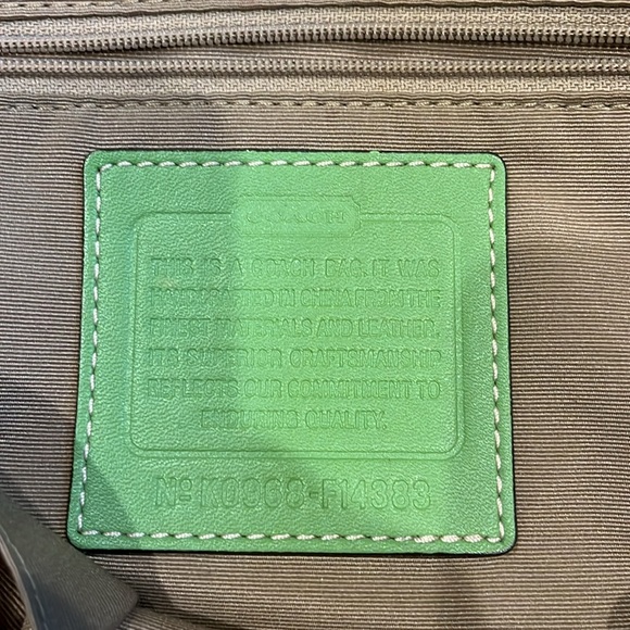 Vintage, Authentic Coach Hobo Green Shoulder Bag! - Picture 6 of 6